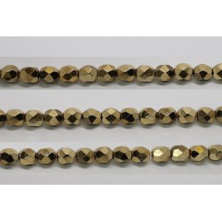 30 perles verre facettes dore 6mm