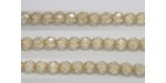 30 perles verre facettes poudre beige 10mm