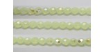 60 perles verre facettes vert opale A/B 3mm